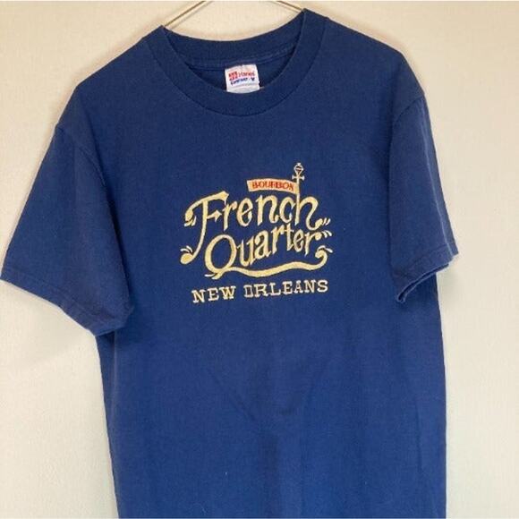 French Quarter Bourbon Street New Orleans T Shirt Embroidered Size Adult Medium - Picture 1 of 6